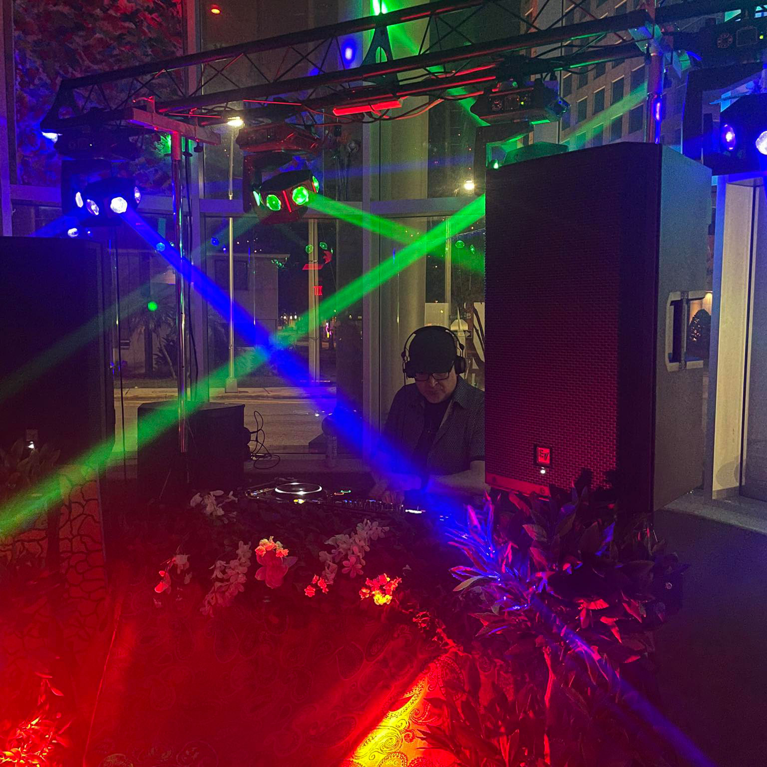 Live(-ish) from Oliv Bar // Nov 1, 2025